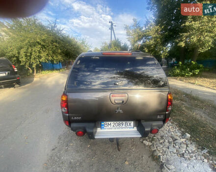 Коричневий Міцубісі Л 200, об'ємом двигуна 2.48 л та пробігом 340 тис. км за 14000 $, фото 3 на Automoto.ua
