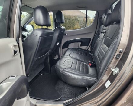 Коричневый Мицубиси Л 200, объемом двигателя 2.5 л и пробегом 159 тыс. км за 8398 $, фото 17 на Automoto.ua