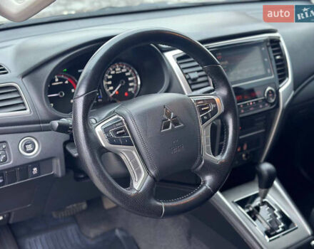 Коричневий Міцубісі Л 200, об'ємом двигуна 2.44 л та пробігом 107 тис. км за 29999 $, фото 10 на Automoto.ua