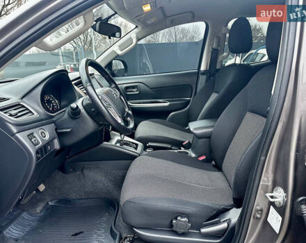 Коричневий Міцубісі Л 200, об'ємом двигуна 2.44 л та пробігом 107 тис. км за 29999 $, фото 8 на Automoto.ua