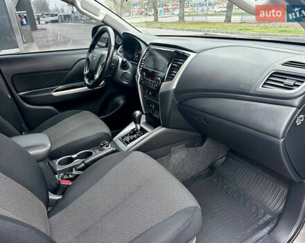 Коричневий Міцубісі Л 200, об'ємом двигуна 2.44 л та пробігом 107 тис. км за 29999 $, фото 14 на Automoto.ua