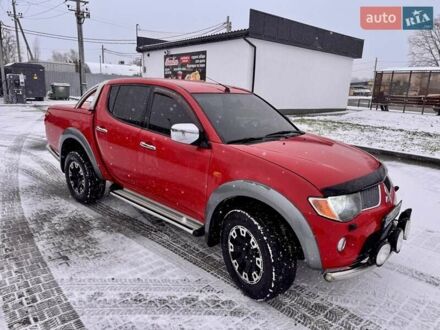 Красный Мицубиси Л 200, объемом двигателя 2.5 л и пробегом 307 тыс. км за 13200 $, фото 1 на Automoto.ua