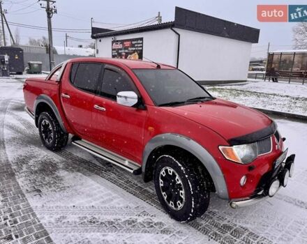 Червоний Міцубісі Л 200, об'ємом двигуна 2.5 л та пробігом 307 тис. км за 13200 $, фото 1 на Automoto.ua