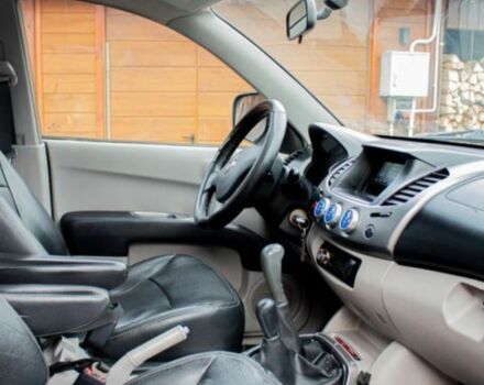 Мицубиси Л 200 2007 в Харькове на Automoto.ua Мицубиси Л 200, объемом двигателя 2.5 л и пробегом 157 тыс. км за 2600 $, фото 2 на Automoto.ua