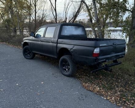 Мицубиси Л 200, объемом двигателя 2.5 л и пробегом 200 тыс. км за 5850 $, фото 1 на Automoto.ua