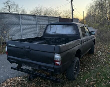 Мицубиси Л 200, объемом двигателя 2.5 л и пробегом 200 тыс. км за 5850 $, фото 3 на Automoto.ua