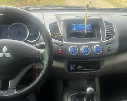 Мицубиси Л 200 2006 в Краматорске на Automoto.ua Мицубиси Л 200, объемом двигателя 0 л и пробегом 223 тыс. км за 8000 $, фото 4 на Automoto.ua
