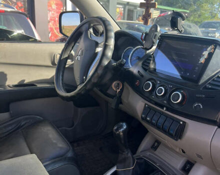 Міцубісі Л 200, об'ємом двигуна 2.5 л та пробігом 227 тис. км за 15000 $, фото 8 на Automoto.ua