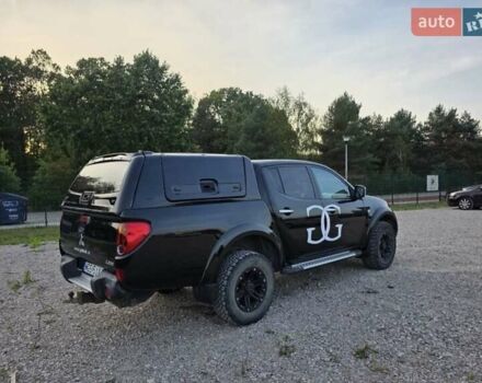 Мицубиси Л 200, объемом двигателя 2.48 л и пробегом 273 тыс. км за 3600 $, фото 4 на Automoto.ua