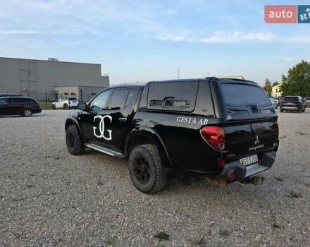 Мицубиси Л 200, объемом двигателя 2.48 л и пробегом 273 тыс. км за 3600 $, фото 3 на Automoto.ua