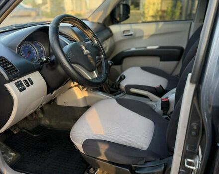 Міцубісі Л 200, об'ємом двигуна 2.5 л та пробігом 117 тис. км за 12800 $, фото 11 на Automoto.ua