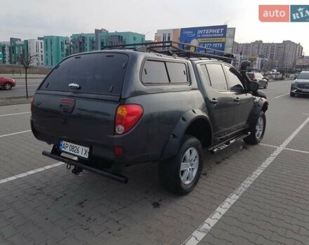 Мицубиси Л 200, объемом двигателя 2.5 л и пробегом 225 тыс. км за 15700 $, фото 5 на Automoto.ua