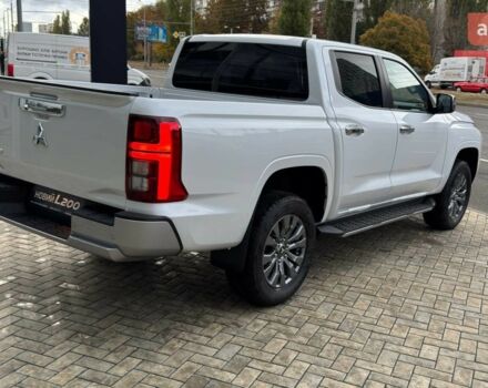 купити нове авто Міцубісі Л 200 2024 року від офіційного дилера Mitsubishi Motors «Соллі-Плюс» Міцубісі фото