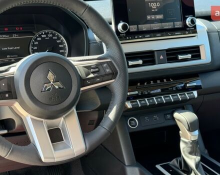 купить новое авто Мицубиси Л 200 2025 года от официального дилера Mitsubishi Motors Чернівці Мицубиси фото