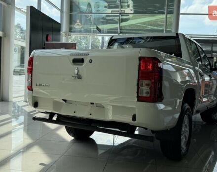 Мицубиси Л 200, объемом двигателя 2.44 л и пробегом 0 тыс. км за 44431 $, фото 8 на Automoto.ua