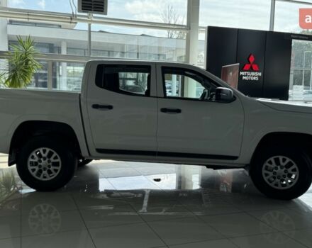 Мицубиси Л 200, объемом двигателя 2.44 л и пробегом 0 тыс. км за 44431 $, фото 4 на Automoto.ua