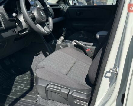 Міцубісі Л 200 2025 у Львові на Automoto.ua Міцубісі Л 200, об'ємом двигуна 2.44 л та пробігом 0 тис. км за 43647 $, фото 15 на Automoto.ua
