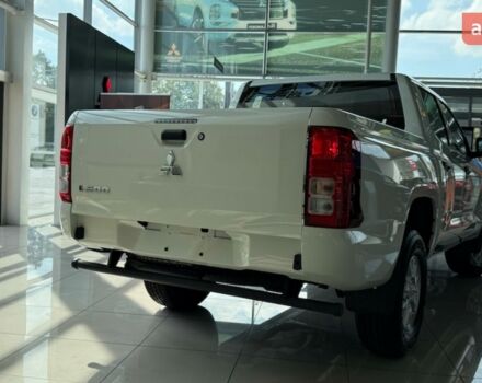 Мицубиси Л 200, объемом двигателя 2.44 л и пробегом 0 тыс. км за 44431 $, фото 7 на Automoto.ua