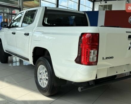 Мицубиси Л 200, объемом двигателя 2.44 л и пробегом 0 тыс. км за 44431 $, фото 6 на Automoto.ua