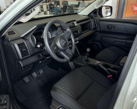 Мицубиси Л 200, объемом двигателя 2.44 л и пробегом 0 тыс. км за 44163 $, фото 6 на Automoto.ua