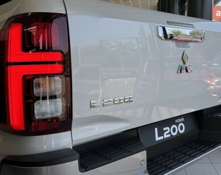 купить новое авто Мицубиси Л 200 2025 года от официального дилера Автоцентр AUTO.RIA Мицубиси фото