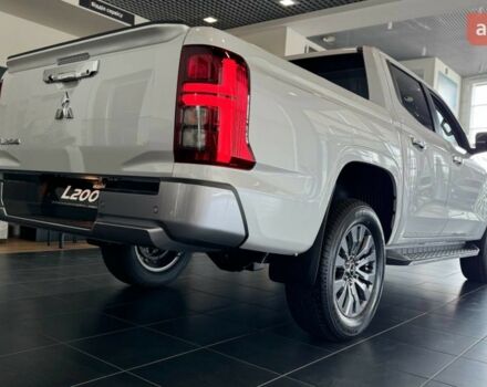 купить новое авто Мицубиси Л 200 2025 года от официального дилера Mitsubishi Арма Моторс Мицубиси фото