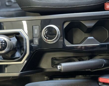 Мицубиси Л 200, объемом двигателя 2.44 л и пробегом 0 тыс. км за 47097 $, фото 40 на Automoto.ua