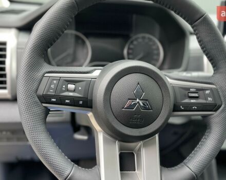 купить новое авто Мицубиси Л 200 2025 года от официального дилера Mitsubishi Motors Чернівці Мицубиси фото