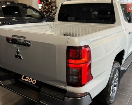 купить новое авто Мицубиси Л 200 2025 года от официального дилера Автоцентр AUTO.RIA Мицубиси фото
