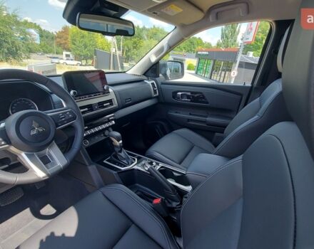 Мицубиси Л 200 2025 в Днепре (Днепропетровске) на Automoto.ua Мицубиси Л 200, объемом двигателя 2.44 л и пробегом 0 тыс. км за 52358 $, фото 10 на Automoto.ua