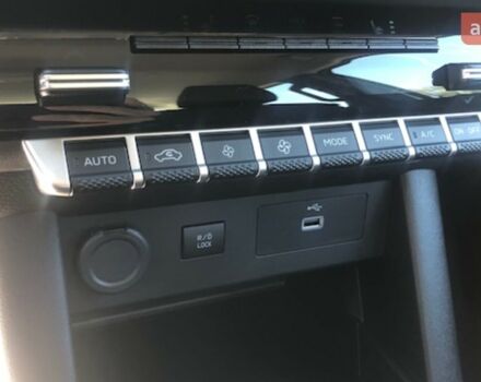 Мицубиси Л 200, объемом двигателя 2.44 л и пробегом 0 тыс. км за 44227 $, фото 13 на Automoto.ua