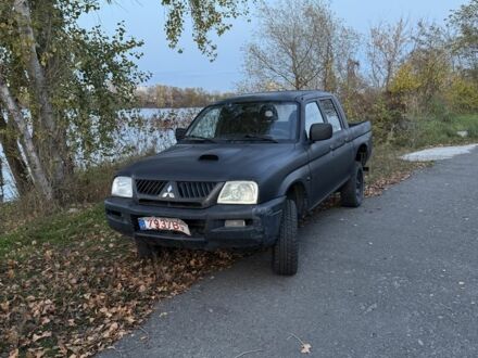 Мицубиси Л 200, объемом двигателя 2.5 л и пробегом 200 тыс. км за 5850 $, фото 1 на Automoto.ua