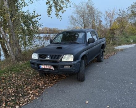 Мицубиси Л 200, объемом двигателя 2.5 л и пробегом 200 тыс. км за 5850 $, фото 1 на Automoto.ua