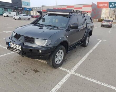 Мицубиси Л 200, объемом двигателя 0 л и пробегом 225 тыс. км за 15700 $, фото 1 на Automoto.ua