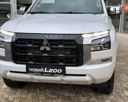 купить новое авто Мицубиси Л 200 2024 года от официального дилера Mitsubishi Motors «Соллі-Плюс» Мицубиси фото