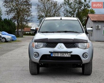 Мицубиси Л 200 1992 в Харькове на Automoto.ua Серый Мицубиси Л 200, объемом двигателя 2.5 л и пробегом 302 тыс. км за 2900 $, фото 5 на Automoto.ua