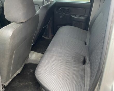 Сірий Міцубісі Л 200, об'ємом двигуна 2.5 л та пробігом 300 тис. км за 5500 $, фото 4 на Automoto.ua