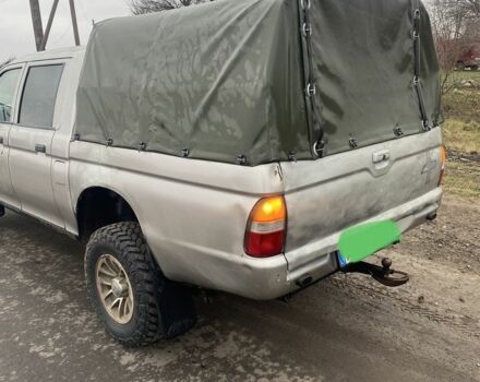 Сірий Міцубісі Л 200, об'ємом двигуна 2.5 л та пробігом 300 тис. км за 5500 $, фото 7 на Automoto.ua