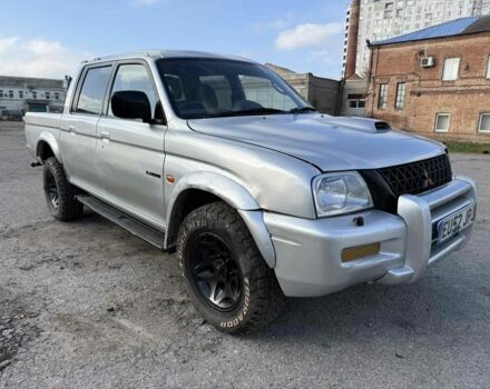 Сірий Міцубісі Л 200, об'ємом двигуна 2.5 л та пробігом 220 тис. км за 4300 $, фото 3 на Automoto.ua