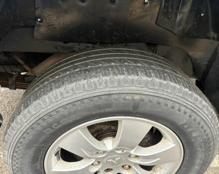 Серый Мицубиси Л 200, объемом двигателя 2.5 л и пробегом 130 тыс. км за 7452 $, фото 7 на Automoto.ua