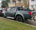 Серый Мицубиси Л 200, объемом двигателя 2.5 л и пробегом 160 тыс. км за 6376 $, фото 3 на Automoto.ua