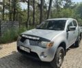 Серый Мицубиси Л 200, объемом двигателя 2.5 л и пробегом 303 тыс. км за 3937 $, фото 1 на Automoto.ua