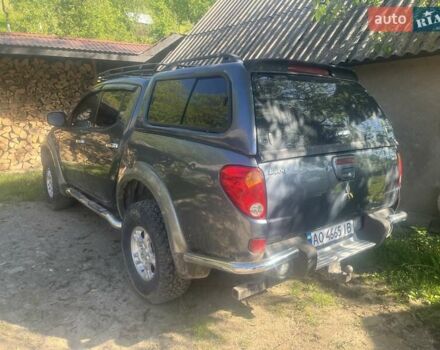 Серый Мицубиси Л 200, объемом двигателя 2.48 л и пробегом 250 тыс. км за 13500 $, фото 8 на Automoto.ua