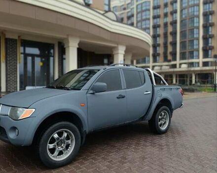 Сірий Міцубісі Л 200, об'ємом двигуна 2.48 л та пробігом 295 тис. км за 10999 $, фото 24 на Automoto.ua