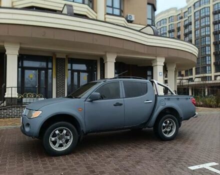 Сірий Міцубісі Л 200, об'ємом двигуна 2.48 л та пробігом 295 тис. км за 10999 $, фото 22 на Automoto.ua