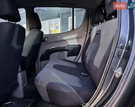 Сірий Міцубісі Л 200, об'ємом двигуна 2.48 л та пробігом 199 тис. км за 13500 $, фото 18 на Automoto.ua