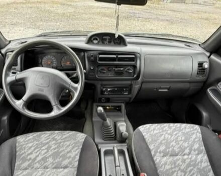 Сірий Міцубісі Л 200, об'ємом двигуна 2.5 л та пробігом 279 тис. км за 2650 $, фото 6 на Automoto.ua