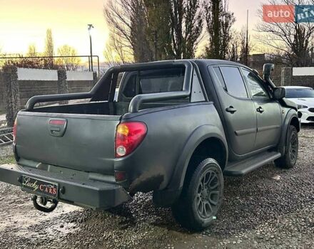 Сірий Міцубісі Л 200, об'ємом двигуна 2.48 л та пробігом 199 тис. км за 13500 $, фото 5 на Automoto.ua