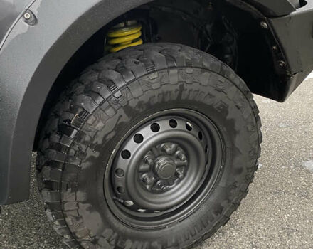 Серый Мицубиси Л 200, объемом двигателя 2.48 л и пробегом 185 тыс. км за 13500 $, фото 11 на Automoto.ua