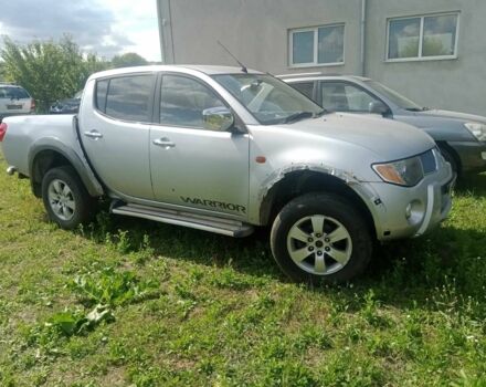 Сірий Міцубісі Л 200, об'ємом двигуна 2.5 л та пробігом 200 тис. км за 6203 $, фото 6 на Automoto.ua